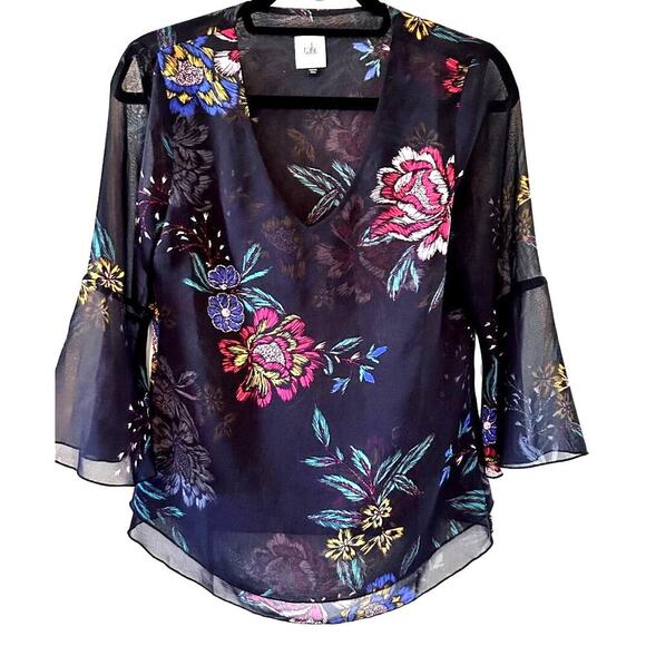 CAbi Olivia V Neck Flared 3/4 Bell Sleeves Blue Floral Cropped Chiffon Blouse XS - Picture 1 of 5
